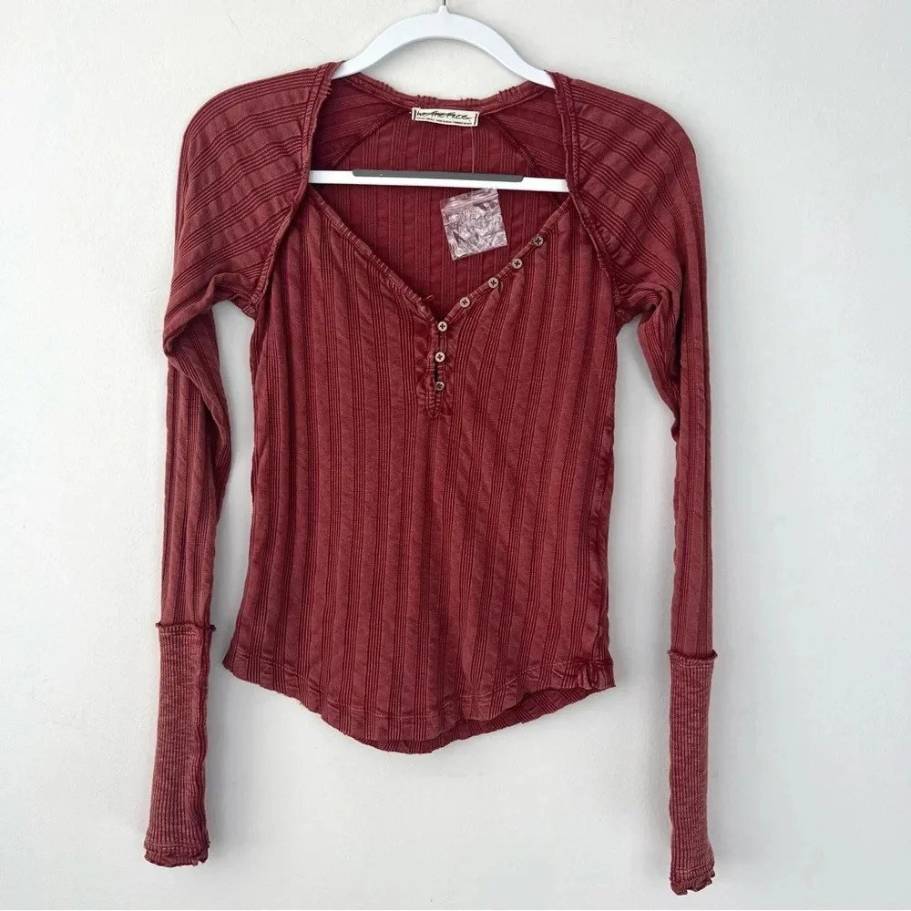 NEW Free People We the Free Wild Hearts Long Sleeve Button Ribbed Henley Rust